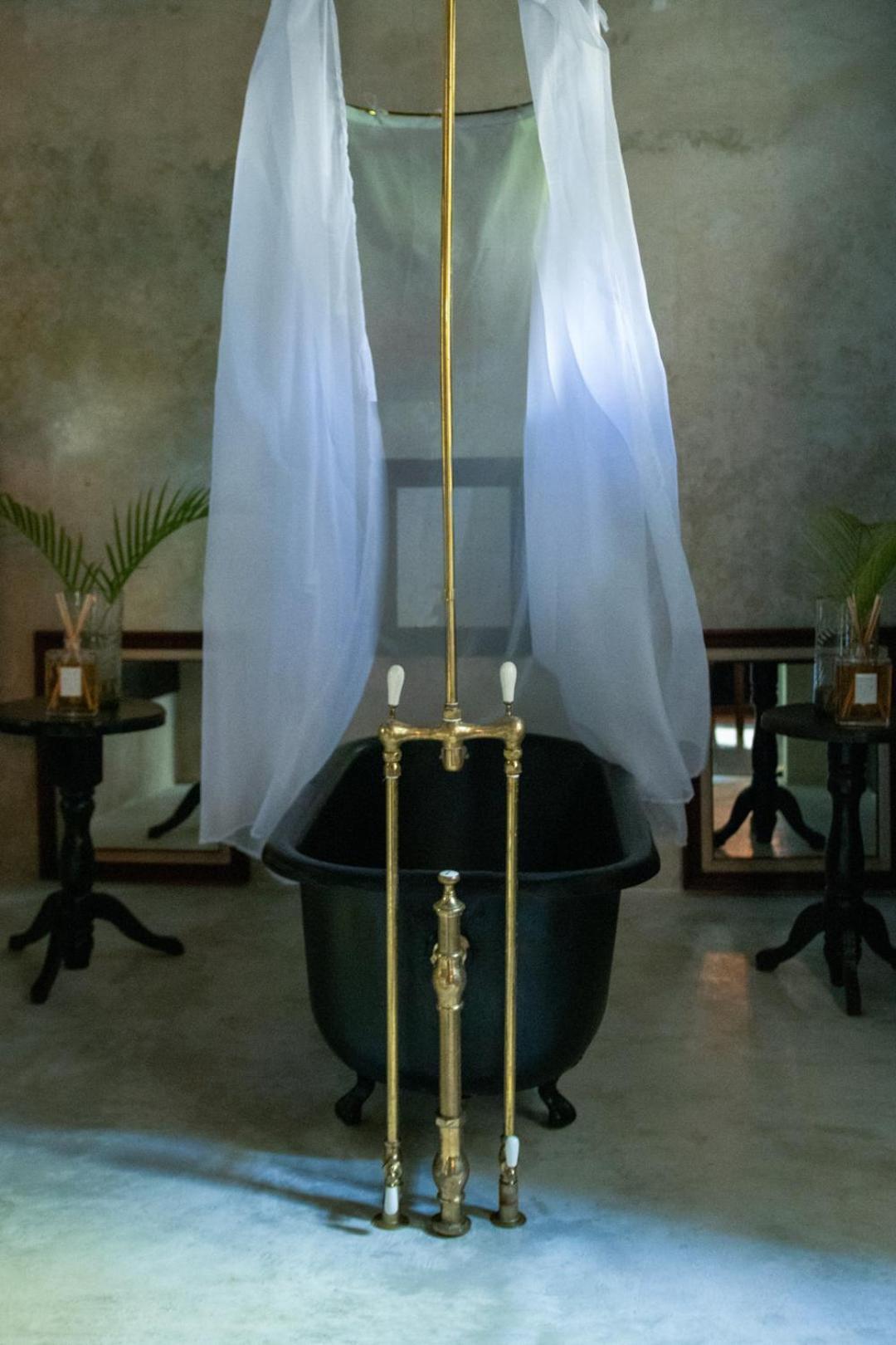 Coqui Coqui Meson De Malleville - Valladolid Valladolid  Dış mekan fotoğraf